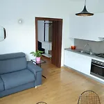 Bed & Breakfast House Of - No Reception