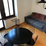 House Of - No Reception