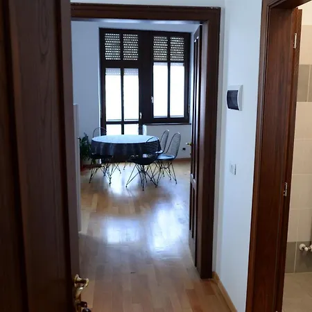 House Of - No Reception 2* Trento