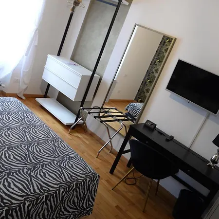 House Of - No Reception Bed & Breakfast Trento