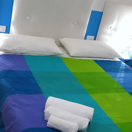 Couette-café House Of - No Reception 2*