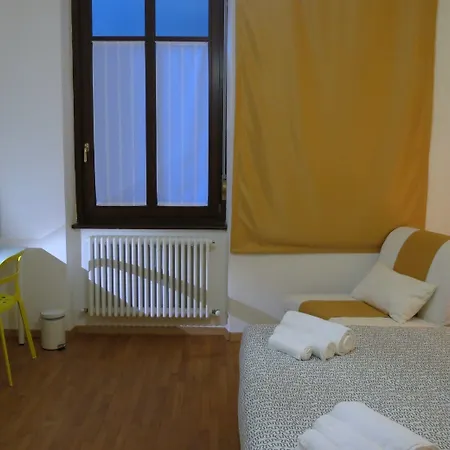 House Of - No Reception 2*