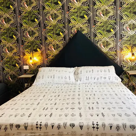 House Of - No Reception 2*