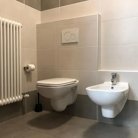 House Of - No Reception 2* Trente