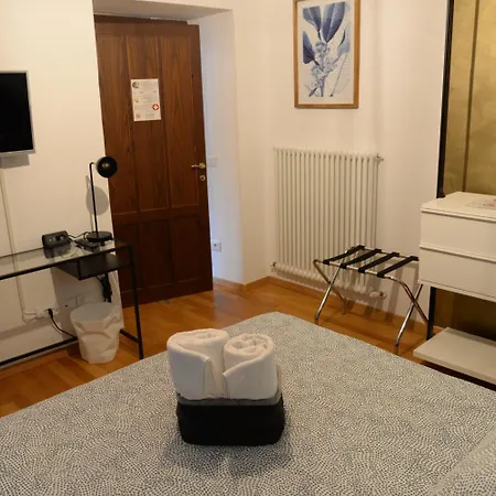 House Of - No Reception Trente