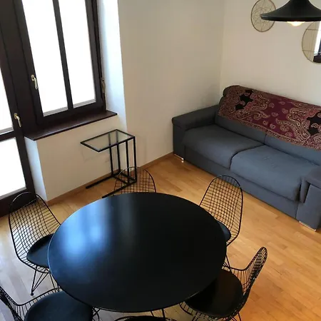 House Of - No Reception