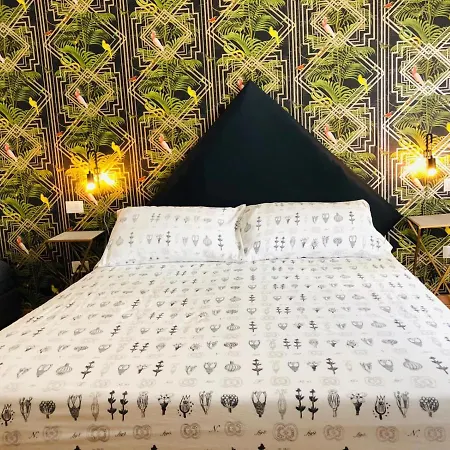 Couette-café House Of - No Reception 2*