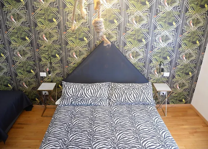 House Of - No Reception