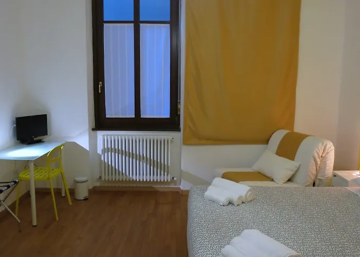 House Of - No Reception 2*