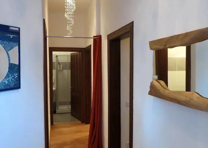 House Of - No Reception Bed and Breakfast 2*