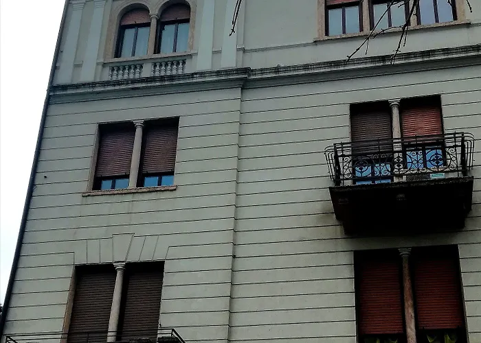 House Of - No Reception Bed and Breakfast Τρέντο