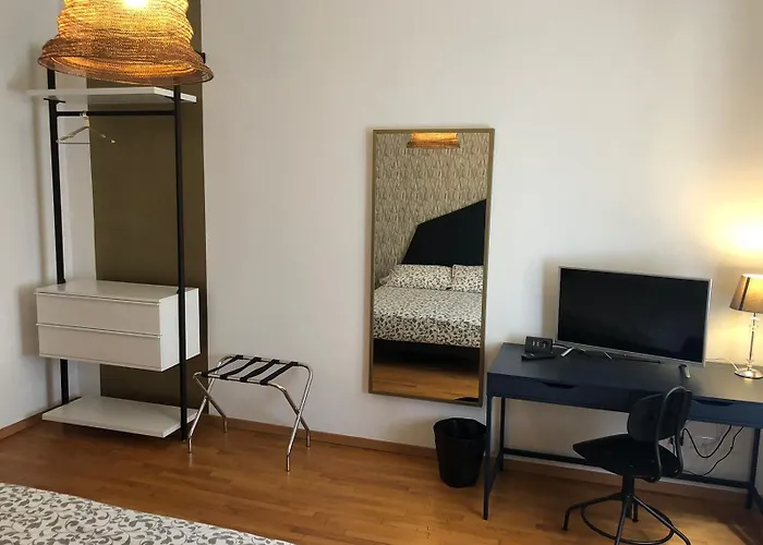 House Of - No Reception